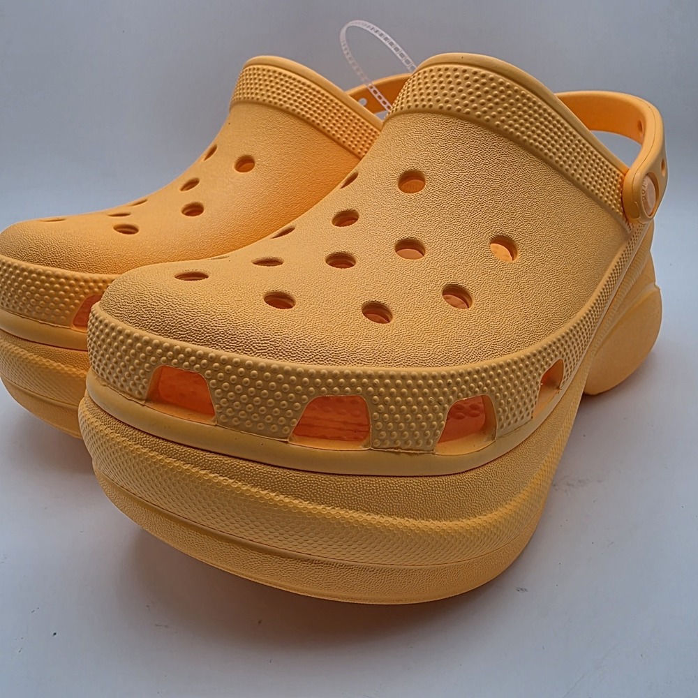 Crocs Bae Clog Women's 9 Orange Platform Chunky Sandal NWOT Classic Style - Picture 5 of 11